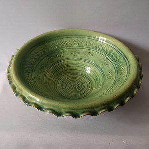 Beautiful Vintage Studio Art Pottery Bowl, Etched Design Lovely Green & Brown